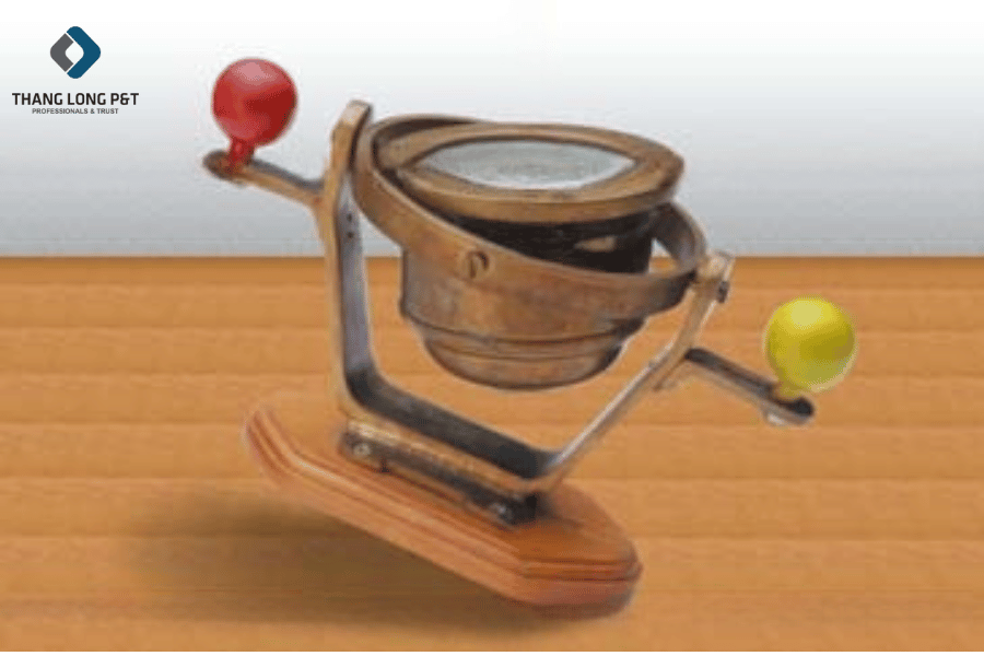 Bơm hút váng bề mặt GYROSKIMMER hoạt động dựa trên nguyên lý con quay la bàn
