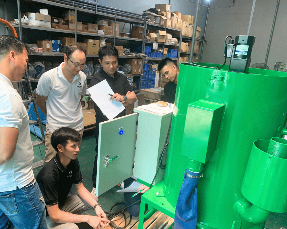 Đội ngũ kỹ sư của Thăng Long P&T hoàn thiện bộ tách váng dầu FO