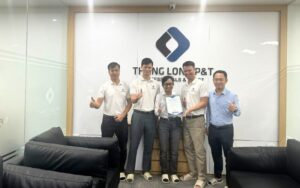 Đại diện hãng Fristam thăm và làm việc tại Thăng Long P&T