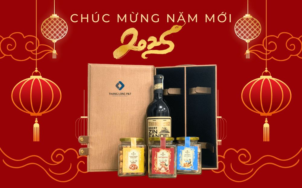 Hộp quà in logo công ty sang trọng gồm rượu ngoại và các loại hạt dinh dưỡng 