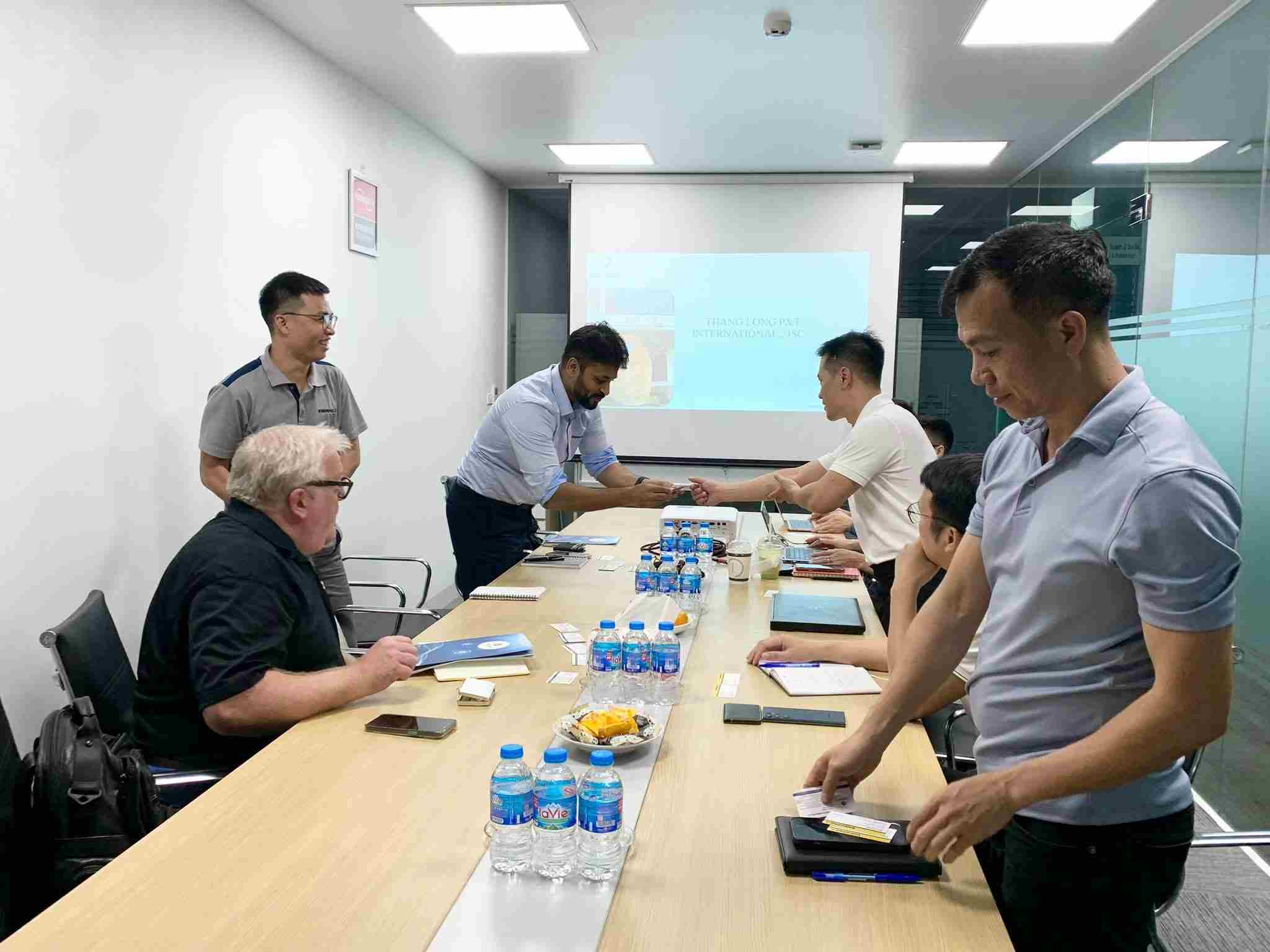 Thăng Long P&T Vinh Dự Đón Tiếp Đoàn Đại Diện ENERPAC Đến Thăm và Làm Việc