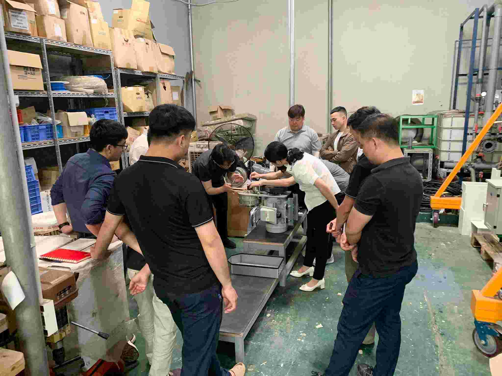 Thăng Long P&T đã vinh dự đón tiếp đoàn đại diện đến từ hãng Tracoworld