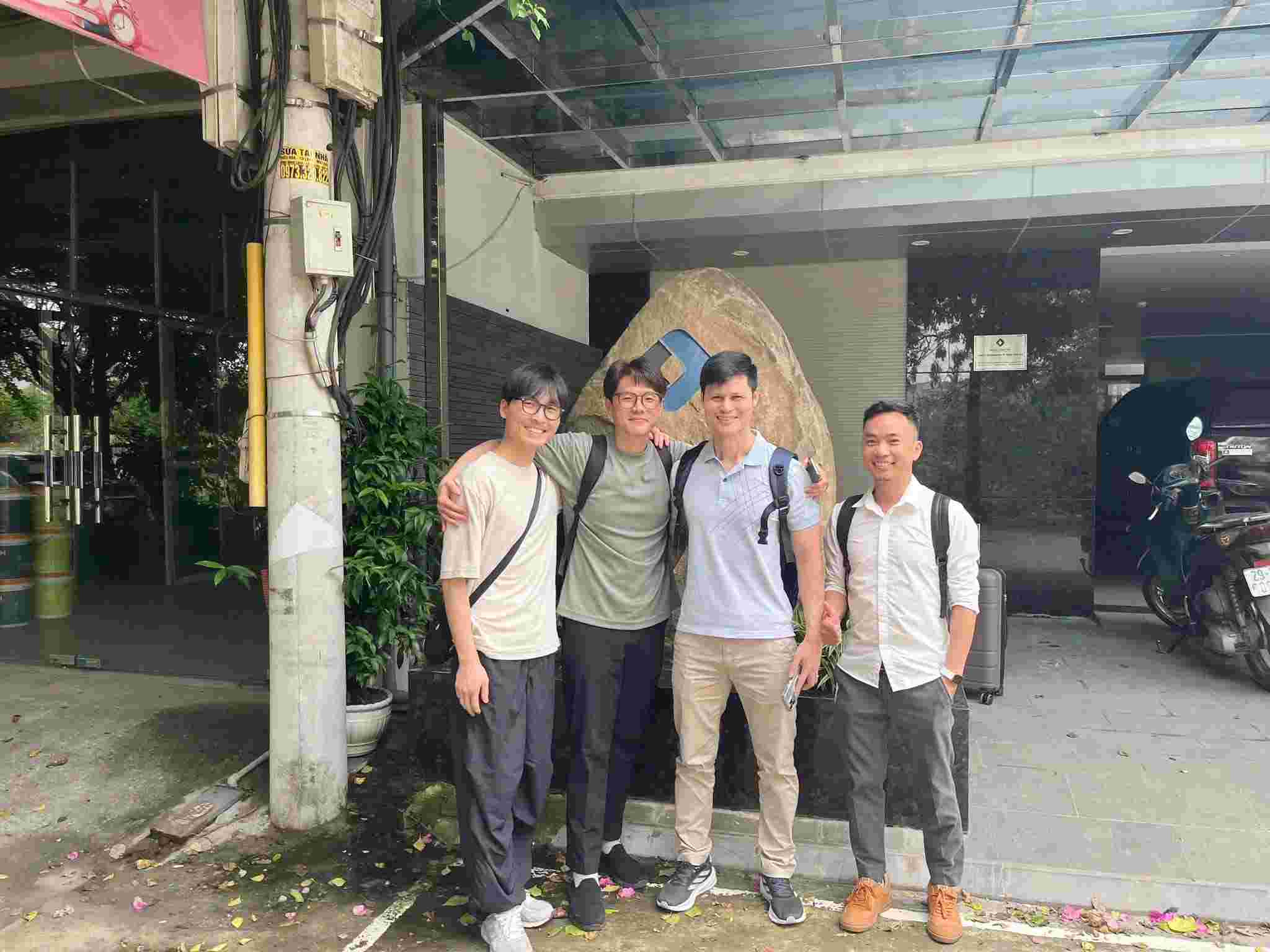 Thăng Long P&T đã vinh dự đón tiếp đoàn đại diện đến từ hãng Tracoworld