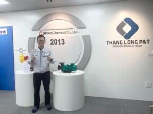WorldChemical-tham-va-lam-viec-tai-Thang-Long-PT