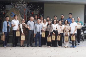 Công ty Cổ phần Quốc tế Thăng Long P&T đã tổ chức trao quà Tết cho CBNV