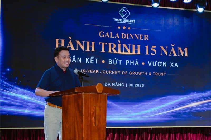 Ông Atsushi Murao – Đại diện hãng Tacmina - Tập đoàn Tacmina Corporation phát biểu tại đêm gala
